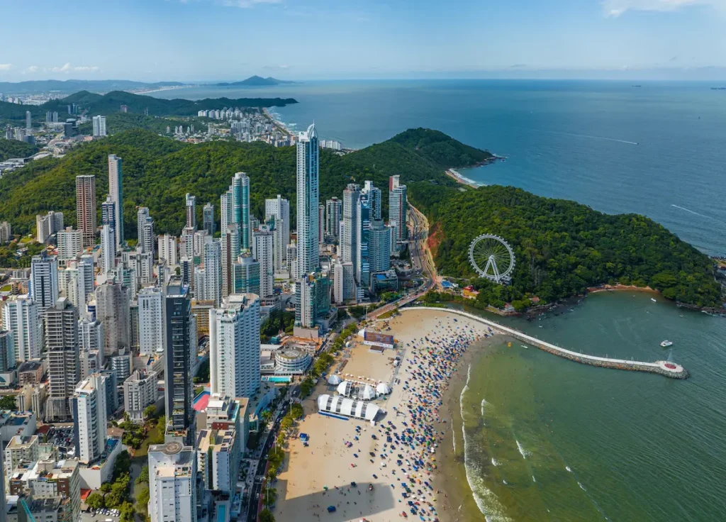 camboriu-vista-aerea-noria